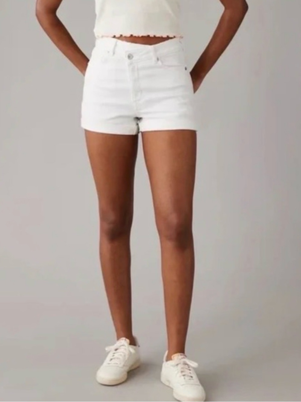 Nwt. American eagle mom shorts with Strech